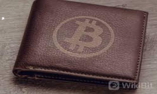 TP钱包（TokenPocket钱包）是一种去中心化数字资产管理钱包，支持多种区块链资产的存储、交易和管理。它不只是一个简单的加密货币钱包，还提供了一些额外功能，比如DeFi（去中心化金融）、DApp（去中心化应用）访问等。TP钱包的特点包括：

1. **多链支持**：TP钱包支持多个公链资产，如以太坊、EOS、波卡等，使用户可以在一个钱包中管理不同类型的数字资产。

2. **用户友好的界面**：TP钱包的界面设计简单易用，适合大众用户操作，特别是对区块链和加密货币不太了解的新手。

3. **去中心化控制**：用户掌握自己的私钥，确保资产的安全性，没有中心化的控制。

4. **内置DApp浏览器**：用户可以直接在钱包内访问各种去中心化应用，体验DeFi、NFT等新兴的区块链应用。

5. **安全性**：TP钱包的安全机制设计使得用户的资产安全更有保障，支持多种安全验证方式。

如果你对TP钱包感兴趣，可以在其官方网站或各大应用商店下载并尝试。